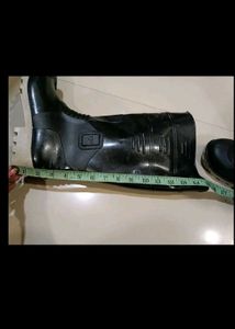 Durable Black Rubber Boots