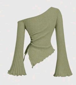 One Shoulder Flare Sleeve Top