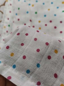 2 baby Swaddles/ muslin wrap for babies