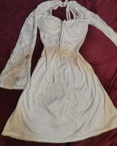 Backless Corset Lace Trim Off-White dress