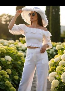 ONLY LUXURY Top