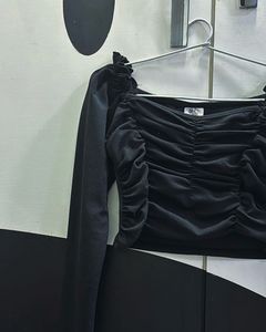 Off-Shoulder Black Ruched Long Sleeve Top