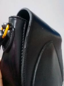 Black Saddle Bag