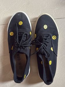 Cute Smiley Face Black Sneakers