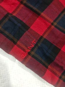 GANT Men's Red Plaid Button-Down Shirt