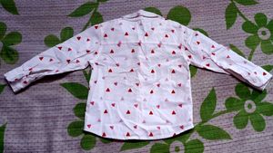 JUNIORS Cute Triangle Print Button-Up Shirt for Bo