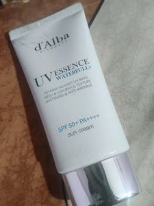 d'Alba UV Essence Waterfull Sun Cream
