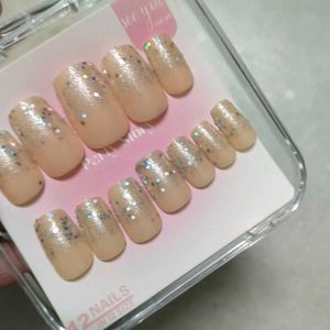 BeeBee Exquisite Nail Set