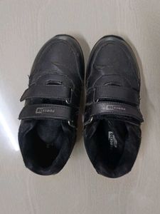 Force 10 by Liberty Black Shoes(6 years best fit)
