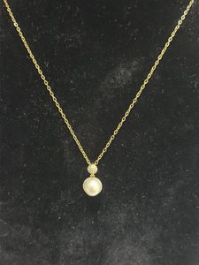 Brand new Elegant Pearl &amp; Diamond Necklace