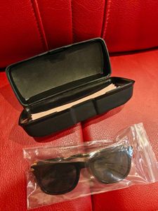Black &amp; Gold wayfarer sunglass