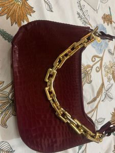 Festive Sale 🔥 Croc Embossed Shoulder Bag