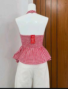 Cute Halter Neck Top💋💖....