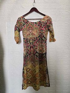 Vibrant Paisley Print Kurta