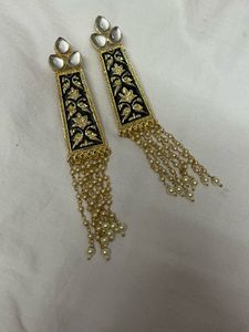 Elegant Black &amp; Gold Dangle Earrings