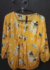 Women’s Mustard Yellow Floral Printed Casual Top |