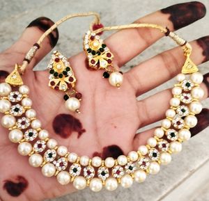 Choker With Earrings.     Jewelry, Necklace, Kundanjewelry, Jewellery, Chain, Choker, Earrings, Bridaljewellery, Women's, Forever21, Beauty, Shein, Biba, Jaipurjewelry, Rings, Western, Choker