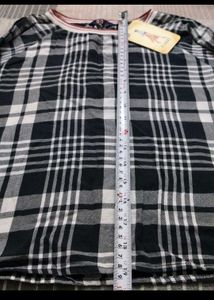 Chic Plaid Long Sleeve Top