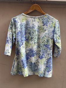 Floral Print 3/4 Sleeve Top