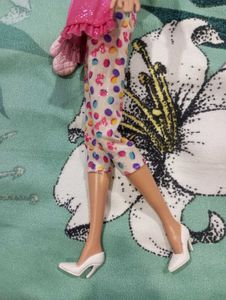 Barbie I can be Sweet Chef Doll (2013)