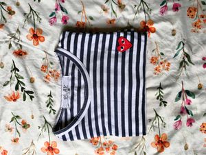 full sleeve horizontal line cdg tshirt