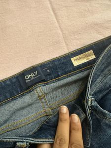 (No Flaws) ONLY BRAND Straight Fit Jeans