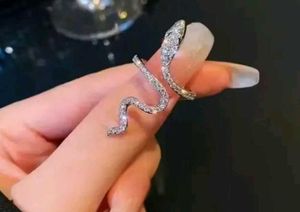 New Sparkling Snake Ring