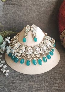 Stunning Teal Kundan Necklace & Earrings Set