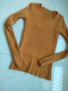 Orange Ribbed V-Neck Long Sleeve Top