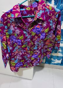 Floral print shirt for women