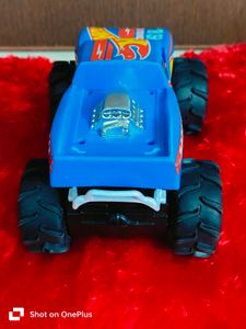 Hot Wheels Monster Truck "Race Ace"