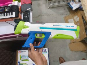 Storio Rechargeable Electric Water Gun