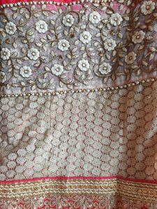 Aura of Gulabi