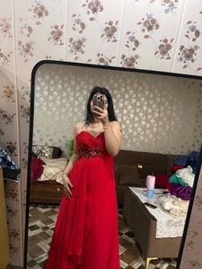 Stunning Red Embellished Gown❤️🎀🦋