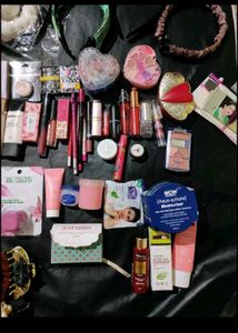 3 random products