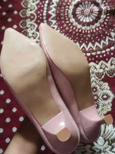 Bata Pink Pointed Toe Heels