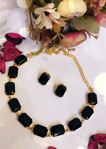 Elegant Black Stone Necklace & Earrings Set