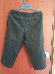 Capri Pants