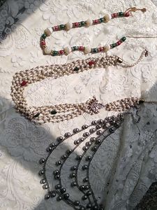 Beautiful Pearl & Bead Necklace Set
