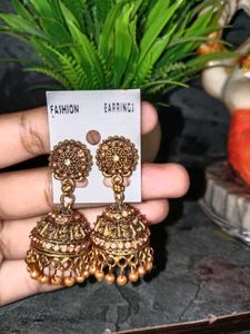 Beautiful Gold Tone Jhumka Earrings
