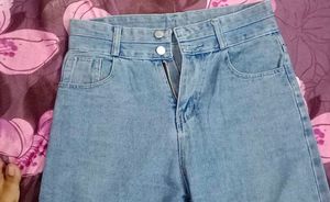 3 Top, 2 Jeans,  1dangree, 1shorts Comb