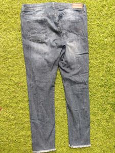 Stylish Blue Denim Jeans