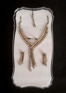 Sparkling Duel Tone Rhinestone Necklace Set