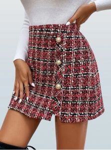 Chic Plaid Mini Skirt,size (M), 30