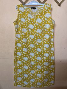 Yellow Floral Sleeveless Kurta