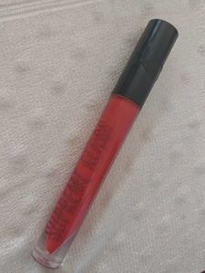 limited edition Jeffrey star lipstick gloss red