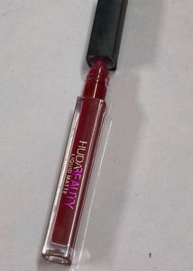 Huda Beauty Liquid Matte Lipstick 2 Pic Combo