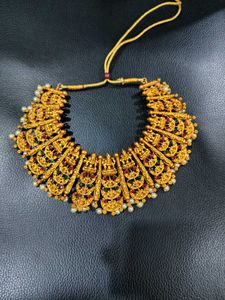 Elegant Gold-Toned Necklace Set