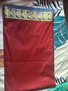 Elegant Maroon Saree with Golden Border