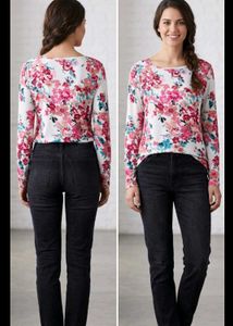 Beautiful Floral Print Long Sleeve Top